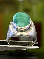Fabulous solid silver ring with malachite stone