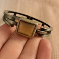 Silver-plated cat's eye bracelet