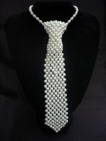 Üveg teklagyöngy nyakkendő nyaklánc négy variációban