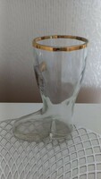 Üveg csizma alakú sörös korsó
