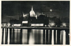 BP - 035 "Budapest - Te csodás" a 30-40-es évekből ---Országház (Karinger fotó)