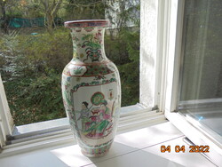 A Kínai császárnő és kísérete mintával, Qianlong, Famille Rose kézzel festett padlóváza 43 cm