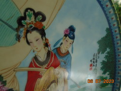 Jingdezhen  A VÖRÖS KÚRIÁK SZÉPSÉGEI sorozatból a 2.tányér Yuan Chun