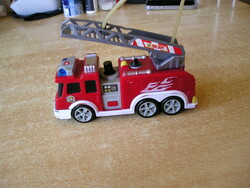 Tűzoltóautó makett, mini – 15 cm.