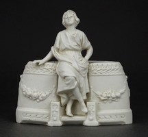 1N516 antique female-shaped biscuit porcelain ornament 13 cm