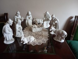 Porcelán betlehemi figurák