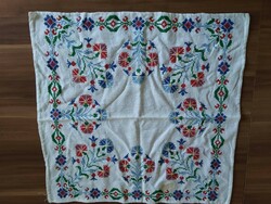 Cross stitch tablecloth, size: 48 cm x 48 cm