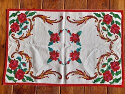 Cross stitch rose tablecloth, 73 x 46 cm