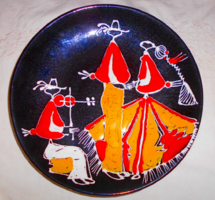 Juried large ceramic wall plate - musician-dancer pair 29 cm