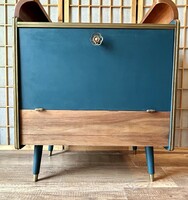 Retro chest of drawers renovated with beautiful walnut veneer