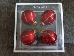 4 pieces of red glass balls with Christmas tree decoration