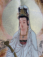 FEHÉR TARA  BUDDHISTA aranyszálas szövött  TEXTILKÉP 90 cm x 60 cm -Art&Decoration