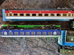 MÄRKLIN VASÚT CSOMAG,6DB SZERELVÉNY+1DB TRAFÓ