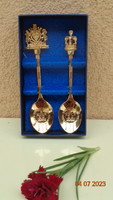 II. Gold-plated decorative spoons issued on the occasion of Elizabeth's 50th coronation, 11 cm