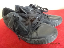 Geox black leather, men's trainers, size 41. Jokai.