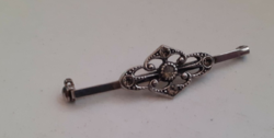 Antique Silver Plated Polished Sparkling Set Stone Brooch Pin with Safety Pin