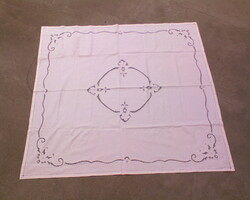 Old tablecloth made of beautiful handwork 143 x136 cm
