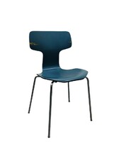 Blue t-chair. Designed by Arne Jacobsen for Fritz Hansen - 50132