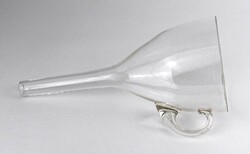1N644 Antik borászati kellék füles fújt üveg tölcsér 18.5 cm