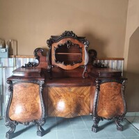 Baroque large find and showcase in beautiful restored condition