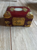 Wonderful old copper-plated wooden chest/box (13.8x10.5x8 cm)