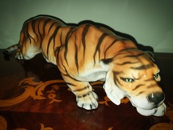 Hatalmas Goldschneider tigris figura