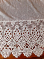 Beautiful vintage curtains with a lace bottom.. 2 pcs. 520 X 240 cm