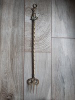 Csodás antik réz villás piszkavas (bulldogos, 50 cm)
