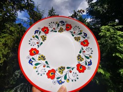 Wall plate from Zsolna with Kalocsa pattern