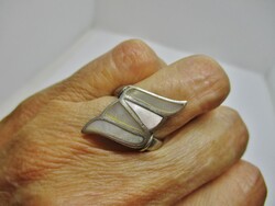 A very beautiful handcrafted silver ring with mother-of-pearl