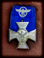 II. World War German, for 18 years of loyal police service - medal