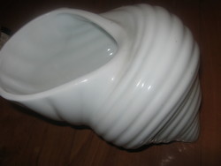 Kpm vintage flowerpot glossy white porcelain snail shell
