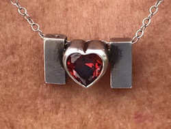 Red stone silver pendant with chain 925 mom park