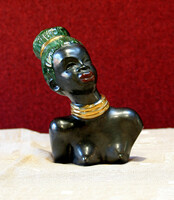Margit Izsépy: Black woman - ceramic - 25 cm