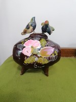 Folk ceramic barrel-shaped bush with 2 small birds on top