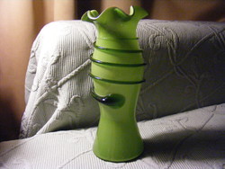 Frilled green glass vase 20 cm