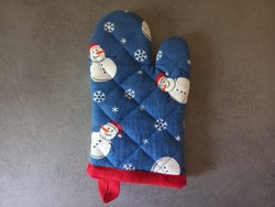 Children's kitchen utensil gloves with a snowman pattern
