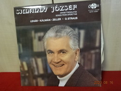 Nagylemez. QUALITON  SLPX 16581. SIMÁNDY JÓZSEF operett. Jókai.
