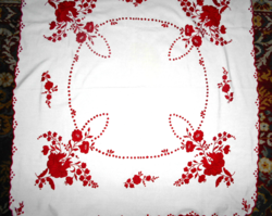 Tablecloth with Kalocsa pattern - 80 cm x 72 cm