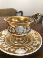 Empire porcelain tea cup with lip