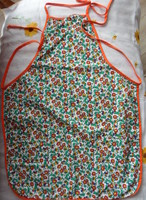 Retro kitchen apron 3.: Colorful flower pattern