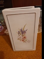 Stipo virágmintás könyvet ábrázoló porcelán