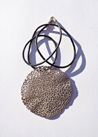 Joid'art 925-ös ezüst medál, 45,5 cm. hosszú ezüst kapcsos szalagon