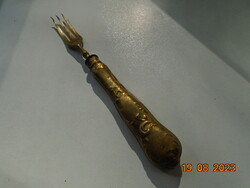 1850 gold-plated 800 silver fork with a handle, embossed and stamped with a master mark