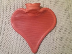 Retro, szív alakú ágymelegítő vagy melegvizes palack