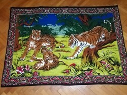 Tigris mintás festett  falikárpit,faliszőnyeg.142 cm x 105 cm.
