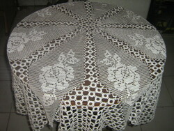 Dreamy round hand-crocheted special lace tablecloth