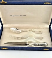 A silver children's set as a christening gift