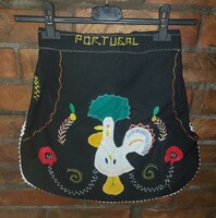 Embroidered apron (with Portuguese inscription)