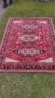 Beautiful, carpeted tablecloth 150 x 200 cm